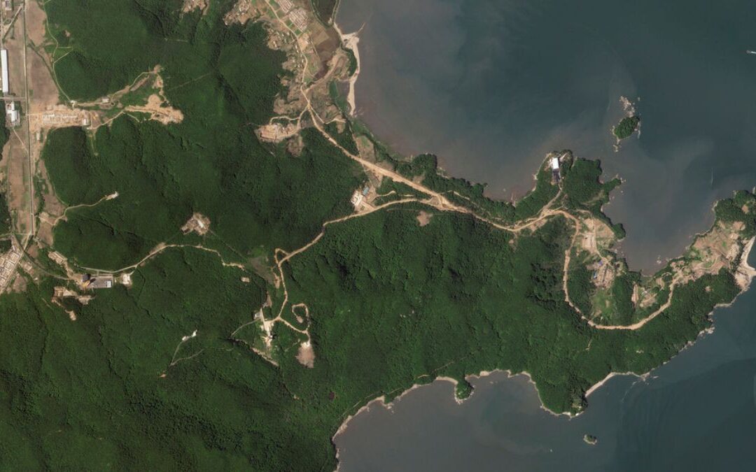 Corea del Norte ‘fracasa’: Lanza satélite espía… pero estalla en el mar; anuncia 2do intento