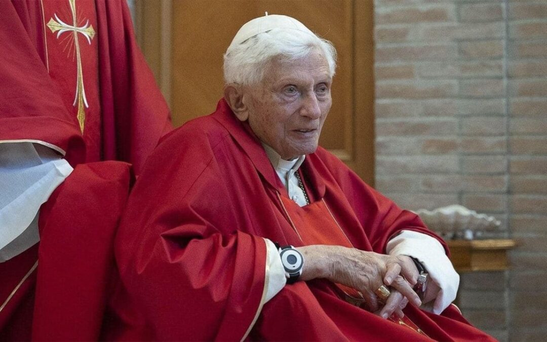 Benedicto XVI, el excardenal que no quería ser papa y que sintió ‘una guillotina’ al ser electo