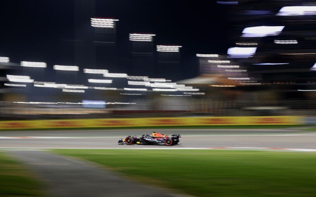 GP de Bahréin: Max Verstappen y ‘Checo’ Pérez hacen el 1-2; Ferrari avergüenza
