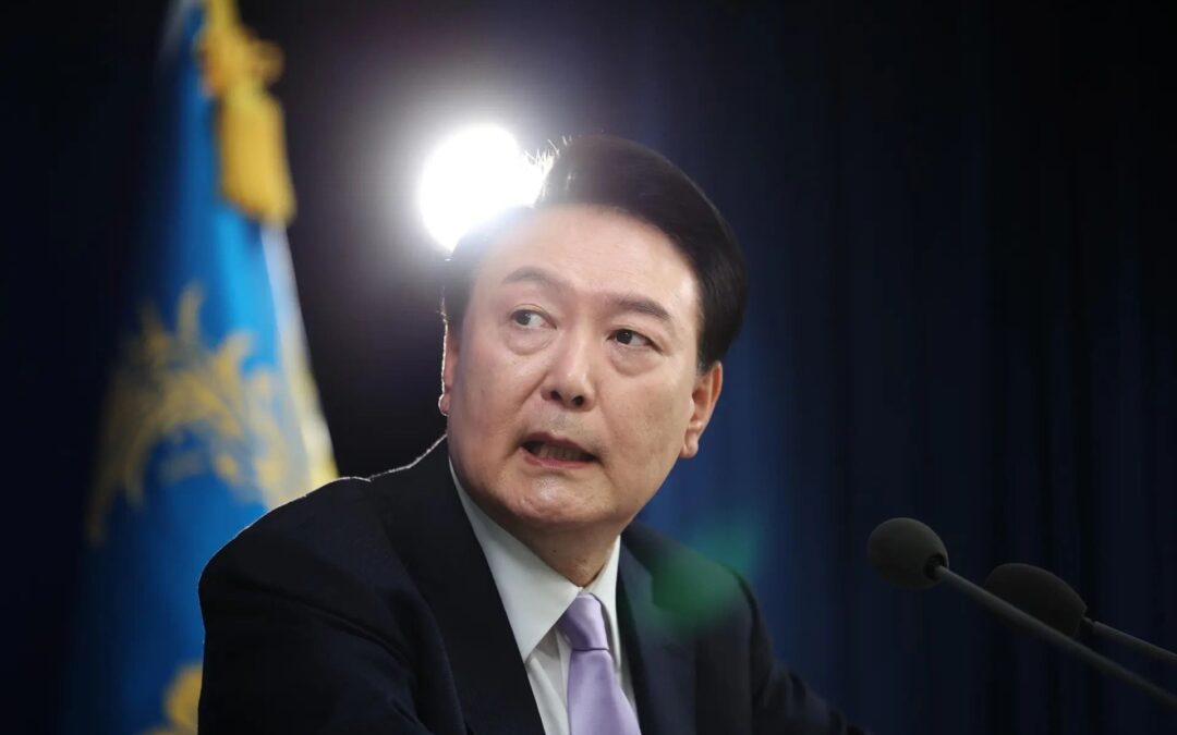 Tribunal de Corea del Sur anuncia orden de detención contra el presidente suspendido, Yoon Suk-yeol