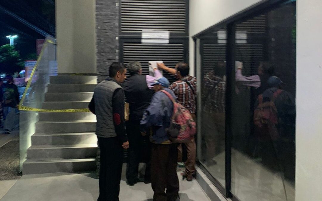 Aseguran en Durango locales, despacho, terrenos y vehículos de lujo de exfuncionarios