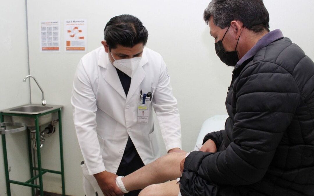 Buscan médicos para darles ‘chamba’: ¿Cuáles son los requisitos para trabajar en ‘Salud Casa por Casa’?