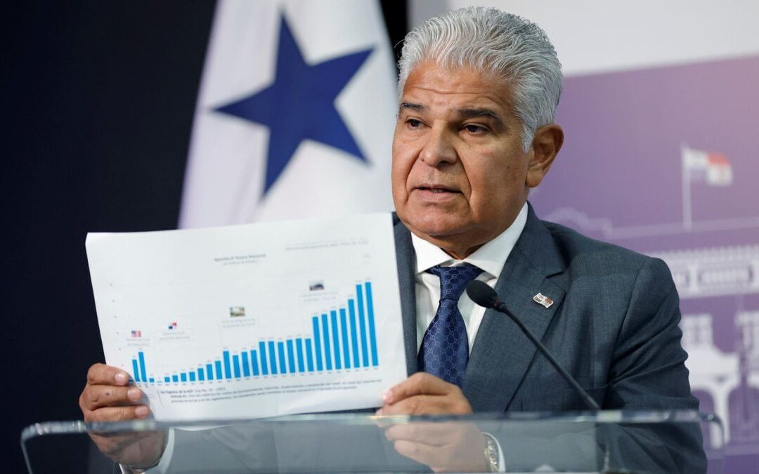 ‘La respuesta es no’: Presidente de Panamá contesta a Trump sobre devolver el canal a EU