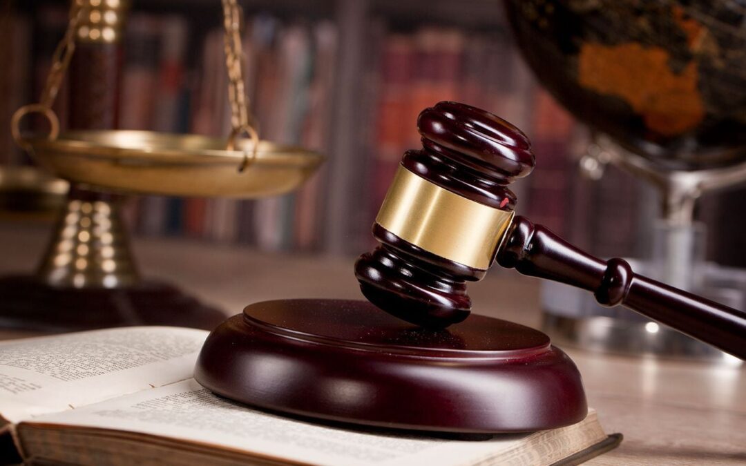 Juez desafía a Sheinbaum: Ordena frenar evaluación de candidatos a la elección judicial