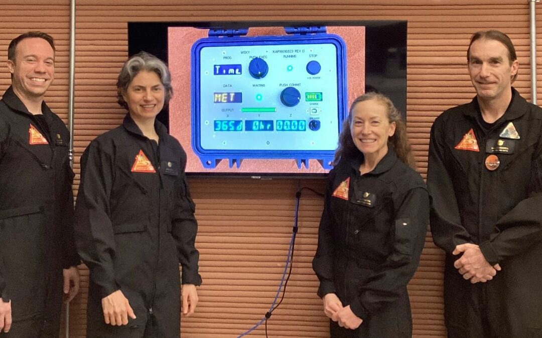 Bienvenidos a la Tierra: ‘Astronautas’ de la NASA regresan de simulación a Marte tras 378 días