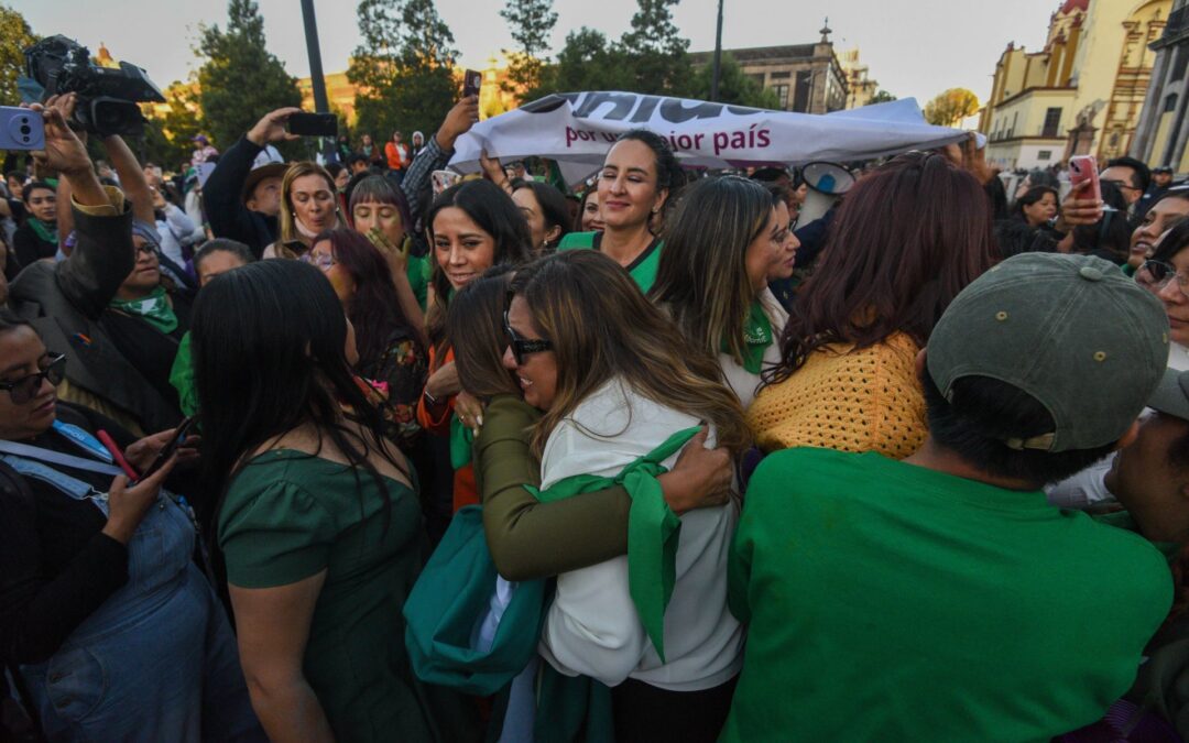 Marea verde llega al Edomex: Congreso despenaliza el aborto a las 12 semanas de gestación