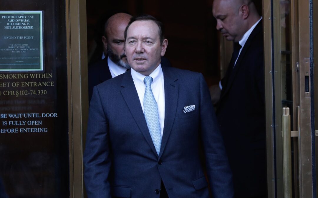 Kevin Spacey es acusado de siete delitos sexuales más en Reino Unido