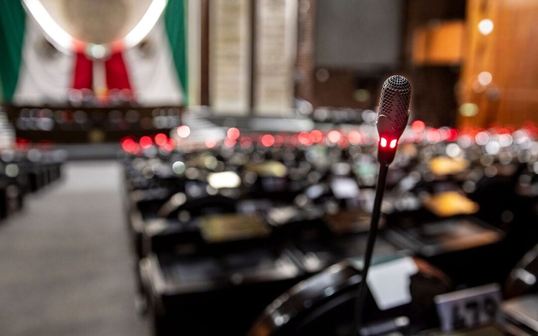 Conversación política a la baja