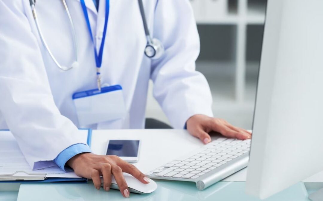 Menos papeles, más atención: IMSS implementa IA en consultas