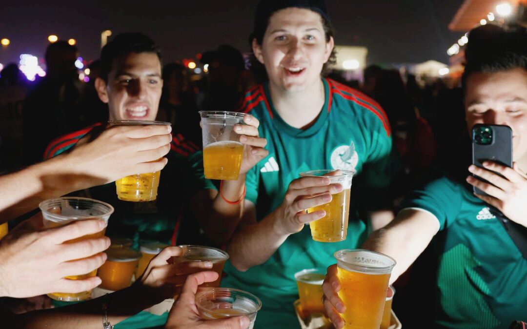 Qatar 2022: ¿Budweiser regalará las cervezas que no puede vender en el Mundial? Esto sabemos