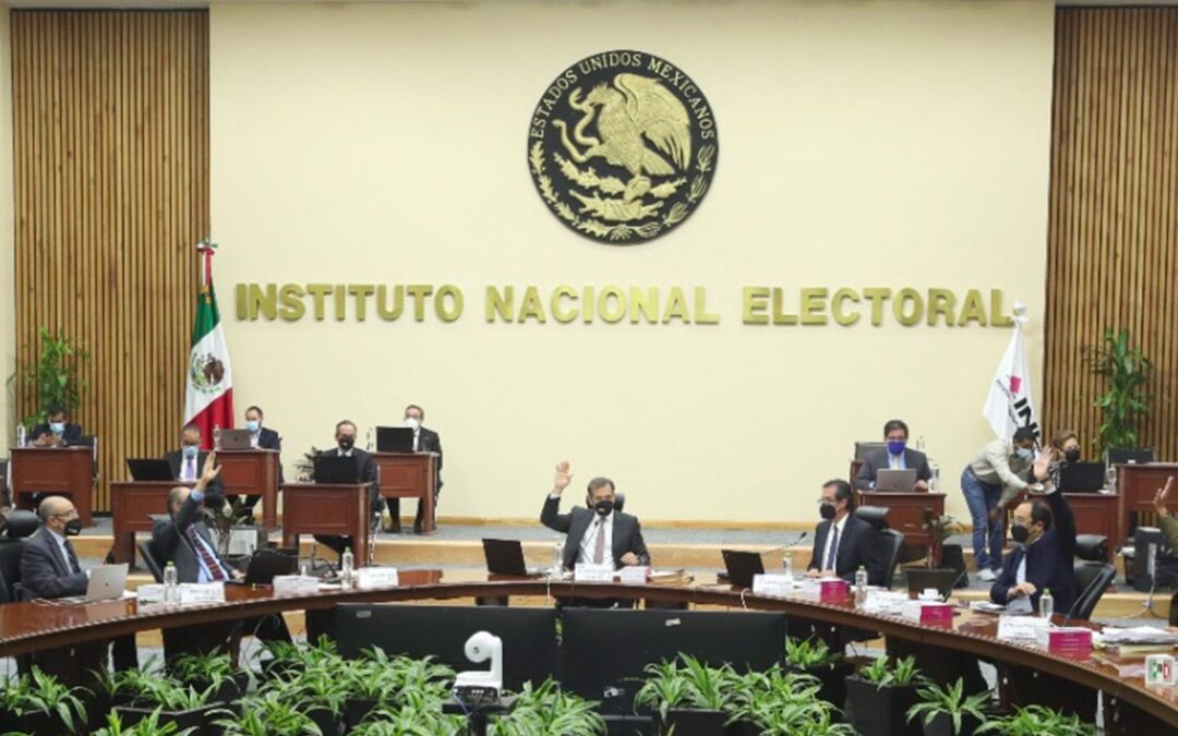 Encuesta EF: Aprobación del INE en los comicios repunta a 68%