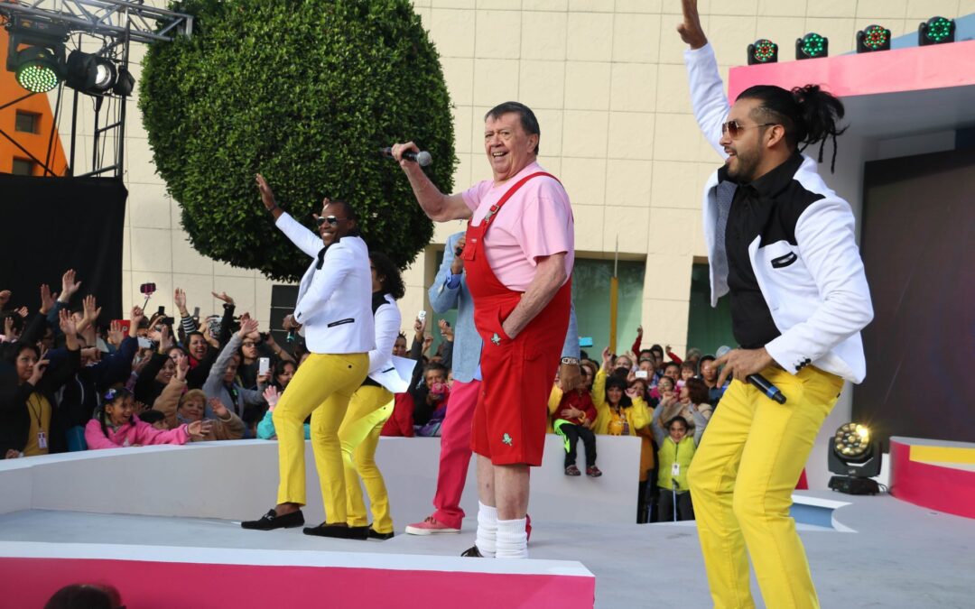 Muere ‘Chabelo’: AMLO se despide del ‘amigo de todos los niños’