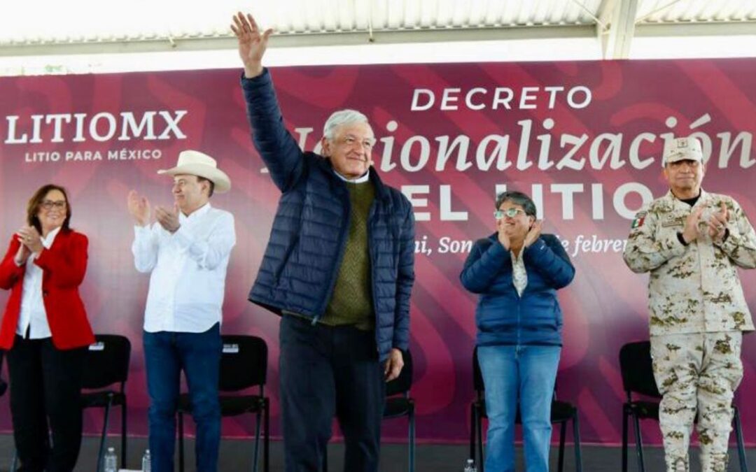 AMLO firma decreto para que el litio no sea explotado por Rusia, China o EU: ‘es de la nación’