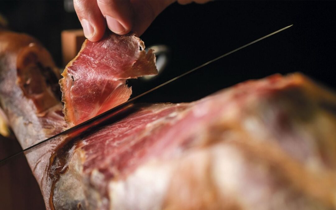 Jamón ibérico, pata negra y Jabugo: ¿Son lo mismo?
