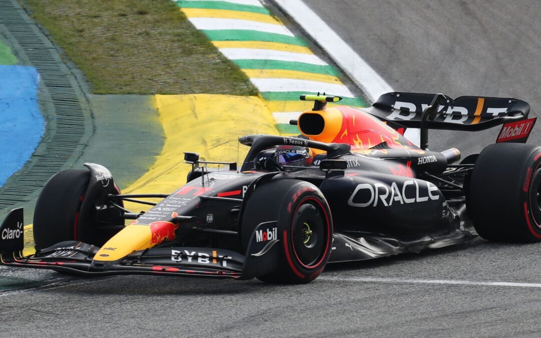 GP de Abu Dhabi: Verstappen logra la pole position; ‘Checo’ largará en segundo
