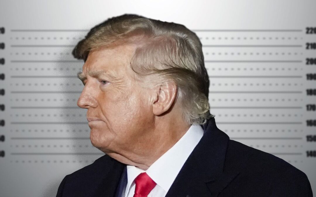 Trump se cita con la justicia: sigue el minuto a minuto de su entrega en NY