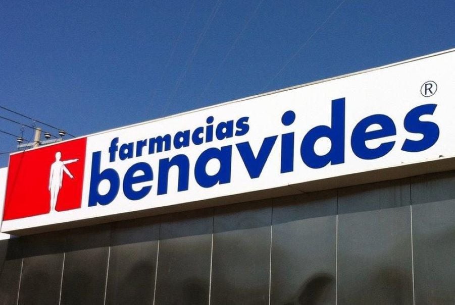 Cambia Farmacias Benavides “rostro” de cúpula directiva
