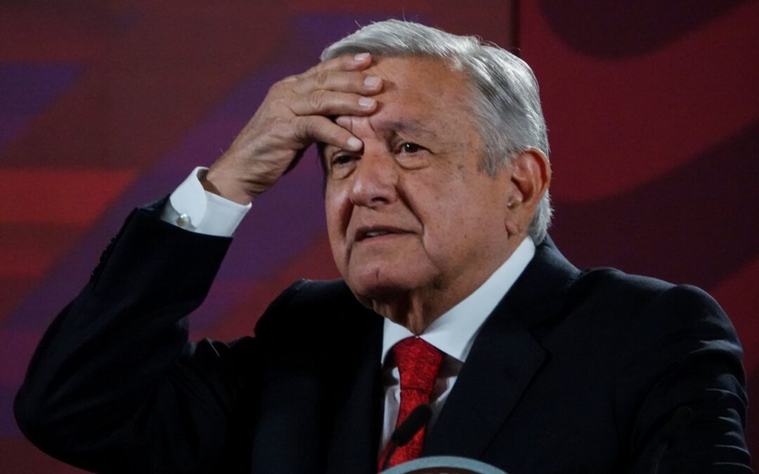 ‘Lorenzo Córdova da pena ajena’: AMLO por encuesta ‘escondida’ por el INE