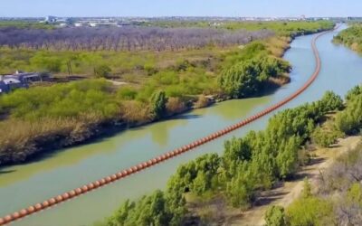 Gregg Abbot ordena nuevo muro en la frontera México-EU… ahora será flotante