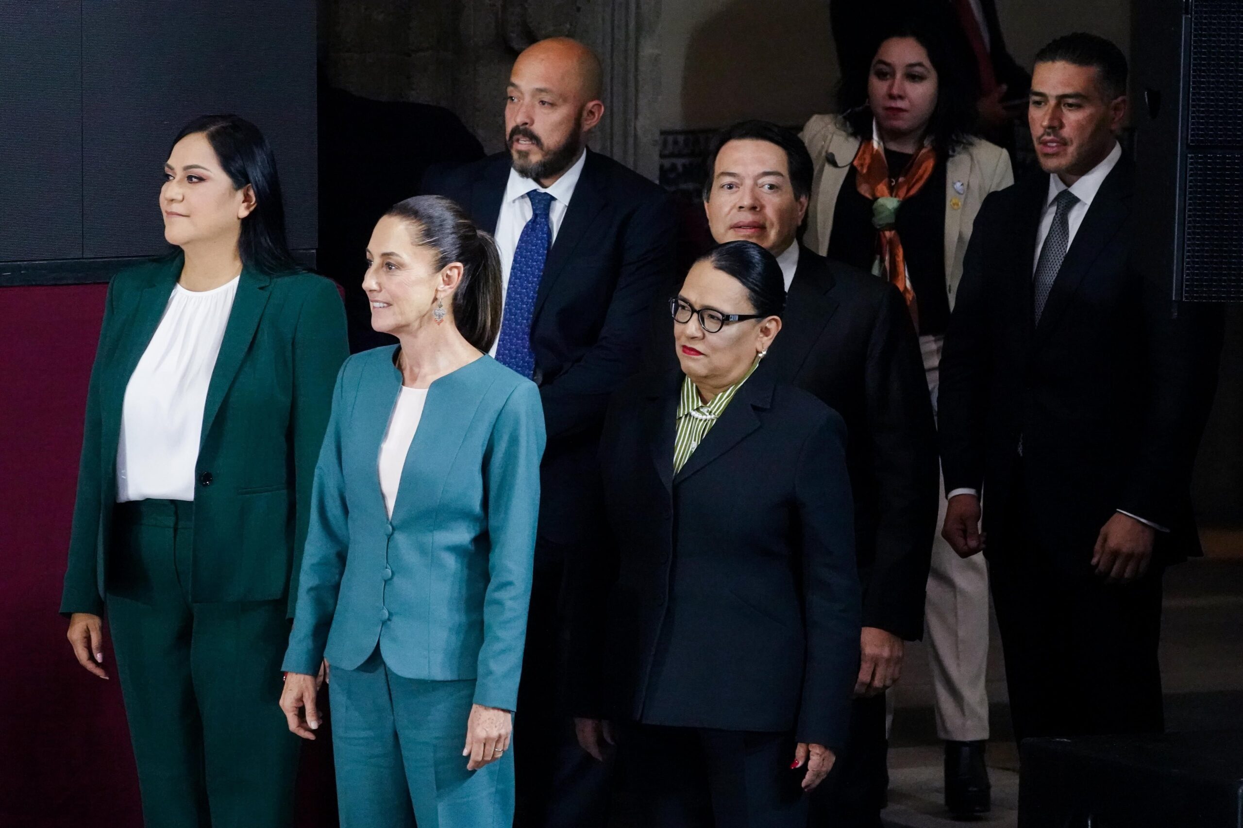Gabinete: tres por uno
