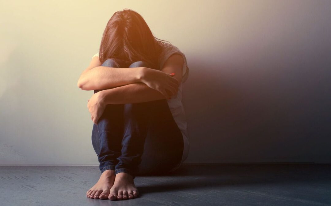 Señales que identifican a una persona sin ganas de vivir: ¿Cómo ayudarla?