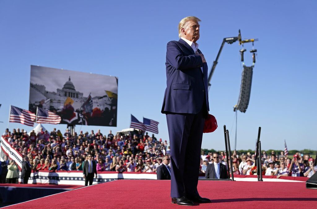 Trump planea atacar con militares a México si gana la presidencia de EU en 2024