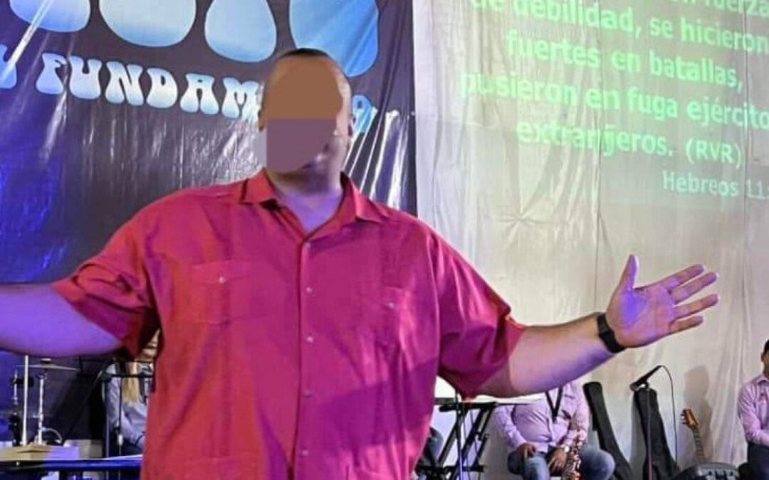 Bendito problema con la ley: Detienen en Querétaro al líder de la iglesia ‘Policía Celestial’