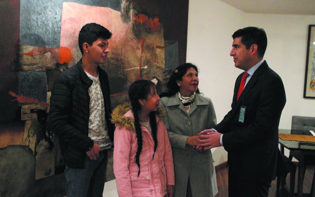 Asilados, llegan hijos  y esposa de Pedro Castillo