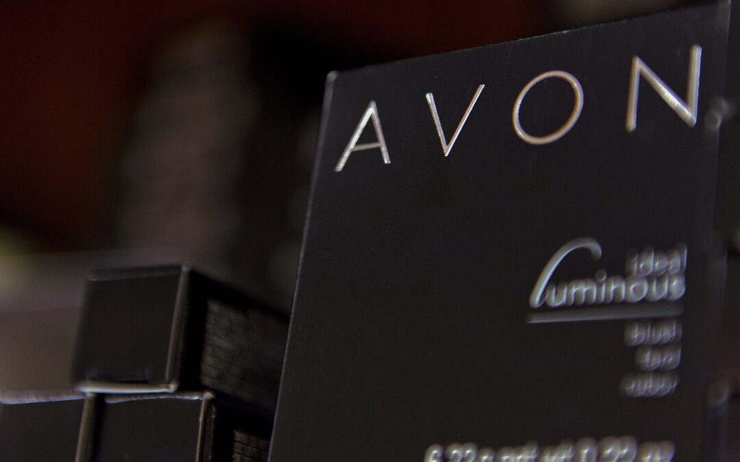 Avón entra en quiebra: ¿Quién es su dueño y cómo se integró a Natura Cosméticos?