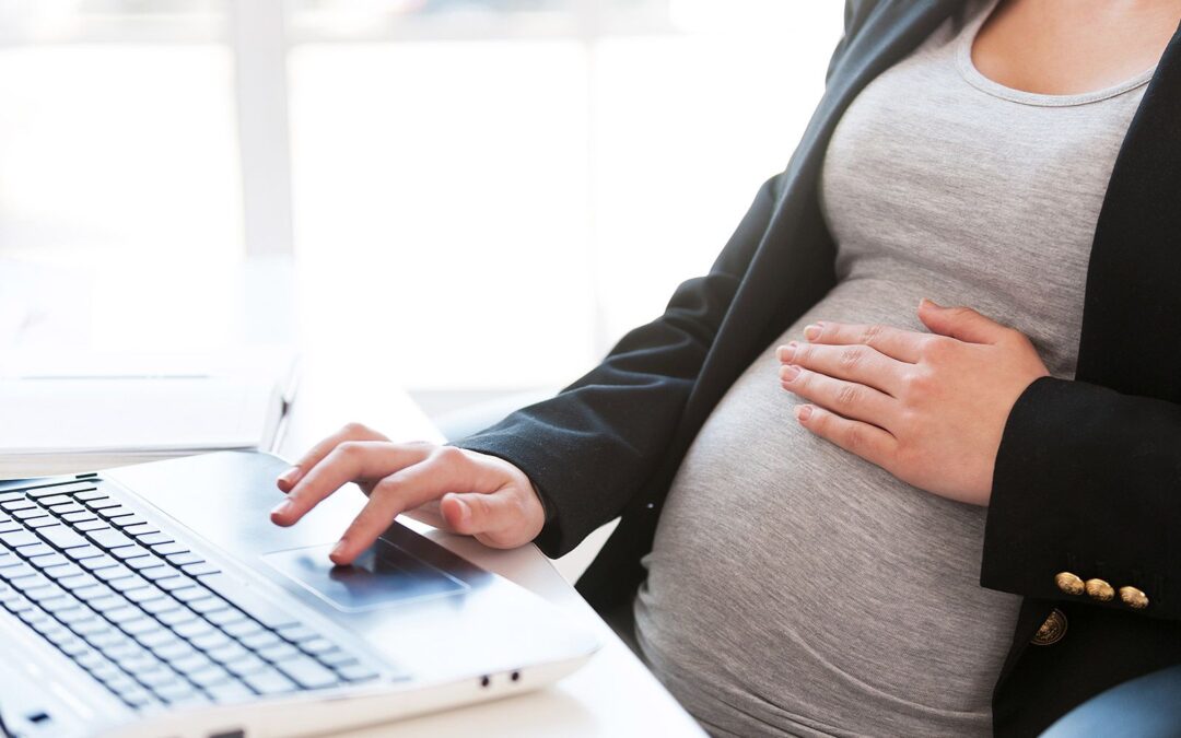 ¿Cómo se tramita la incapacidad por maternidad en el IMSS y cuántos días por Ley te corresponden?