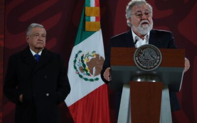 Alejandro Encinas fue espiado por Pegasus mientras se investigaban abusos del Ejército: NYT