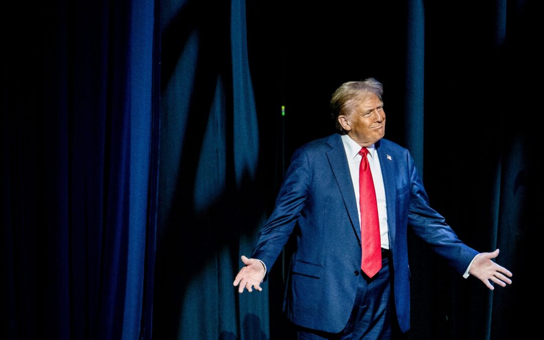 ¿Otro atentado contra Trump? Detienen a hombre con armas y documentos durante mitin en Coachella