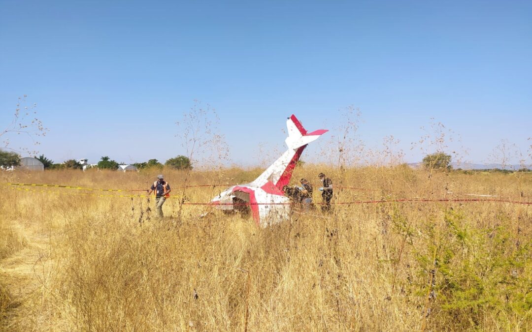 Cae aeronave en Tequesquitengo, Morelos; muere conductor y copiloto