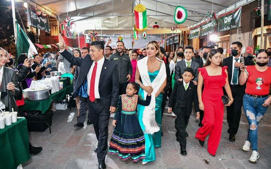 Ricardo Gallardo, gobernador de San Luis Potosí, celebra primer ‘Grito’ con saldo blanco