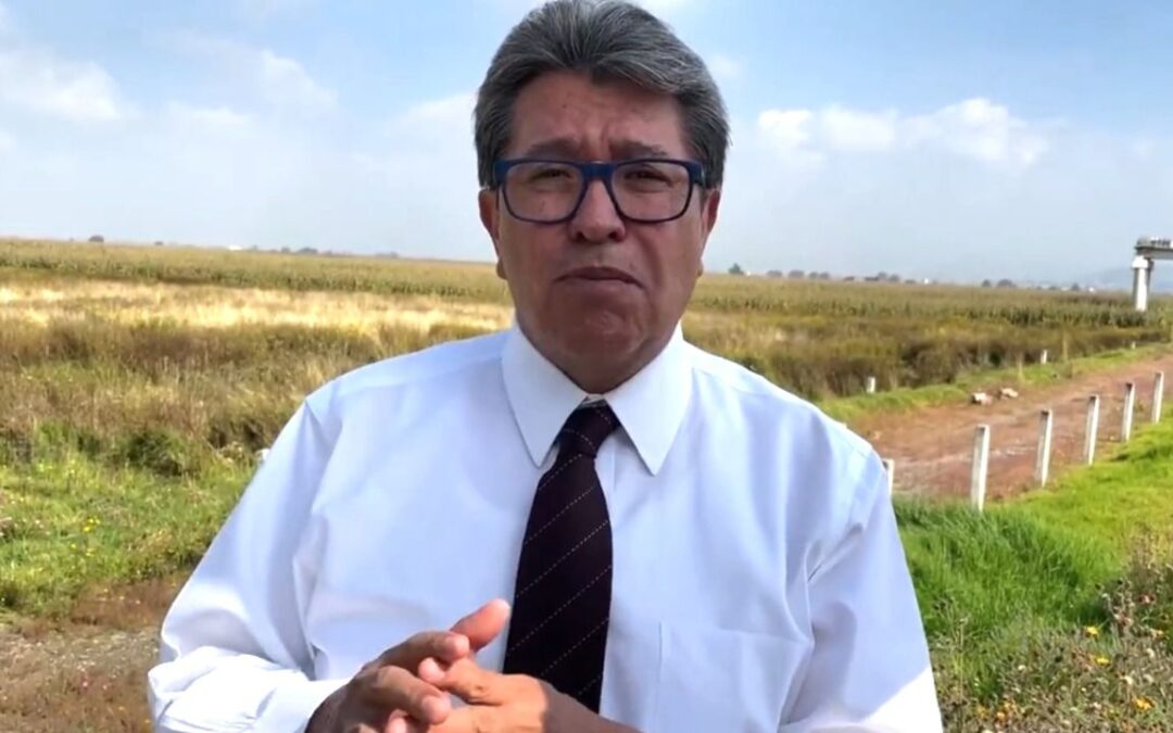 Ricardo Monreal se impone al abucheo en Hidalgo