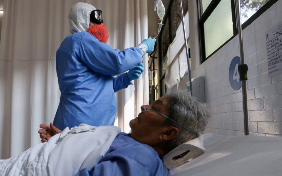 Sexta ola de COVID en México: Así está la ocupación de camas para intubación