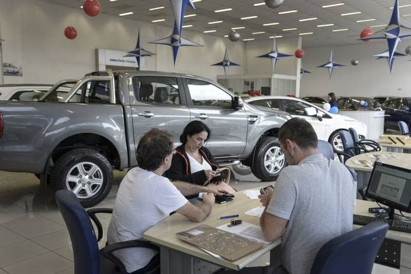 Cambio de propietario de auto en CDMX: ¿Cómo hacerlo y cuál es el costo?