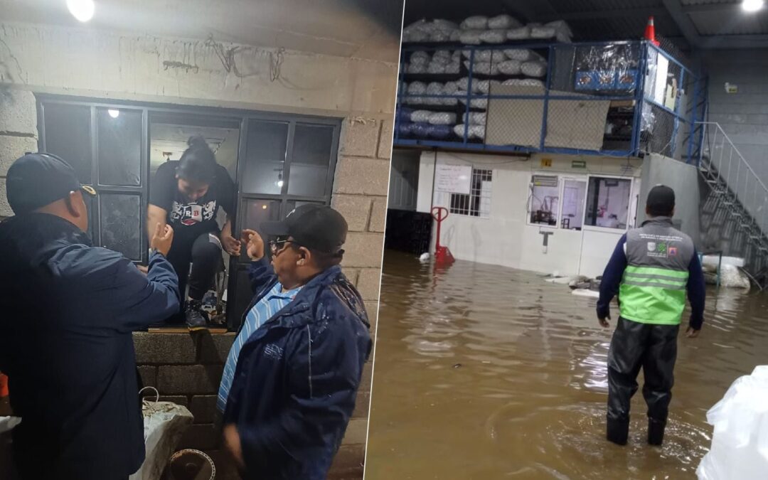 Lluvias en CDMX provocan apagones en el Centro y dejan encerrada a una familia en Tlalpan