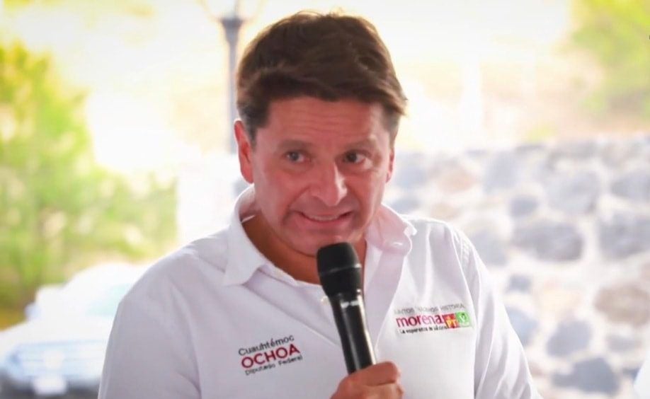 ¿Cuáles son las polémicas de Cuauhtémoc Ochoa, el senador de Morena destituido por su idea de cobranza delegada?