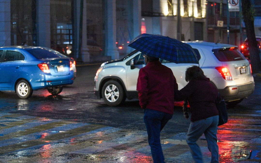 Lluvia navideña ‘salvadora’ para CDMX: se registra caída de granizo en el oriente