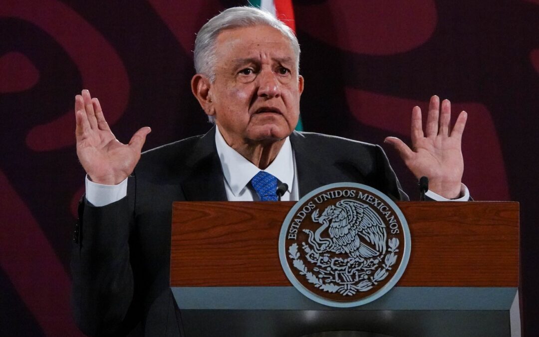 AMLO insiste a Sheinbaum que se conserve apoyo económico a Pemex: ¿Cómo deja a la empresa estatal?