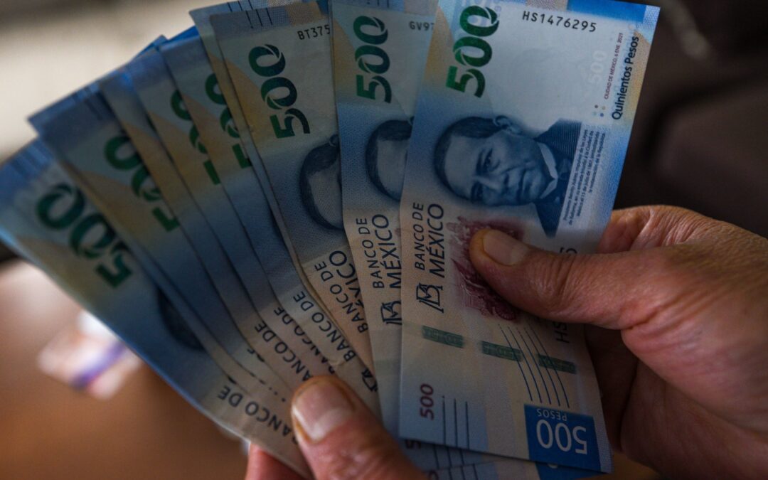 Ojo con el SAT: Pagos en efectivo a tarjetas de crédito también son reportados