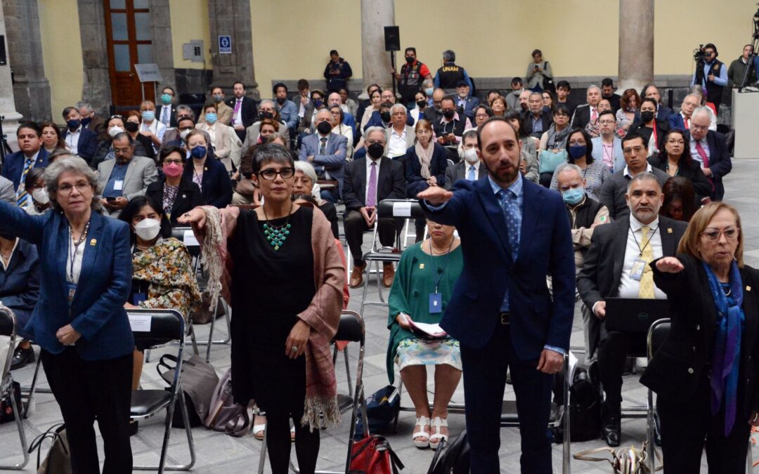 UNAM ya puede anular tu título por plagio: estos son los cambios a su reglamento
