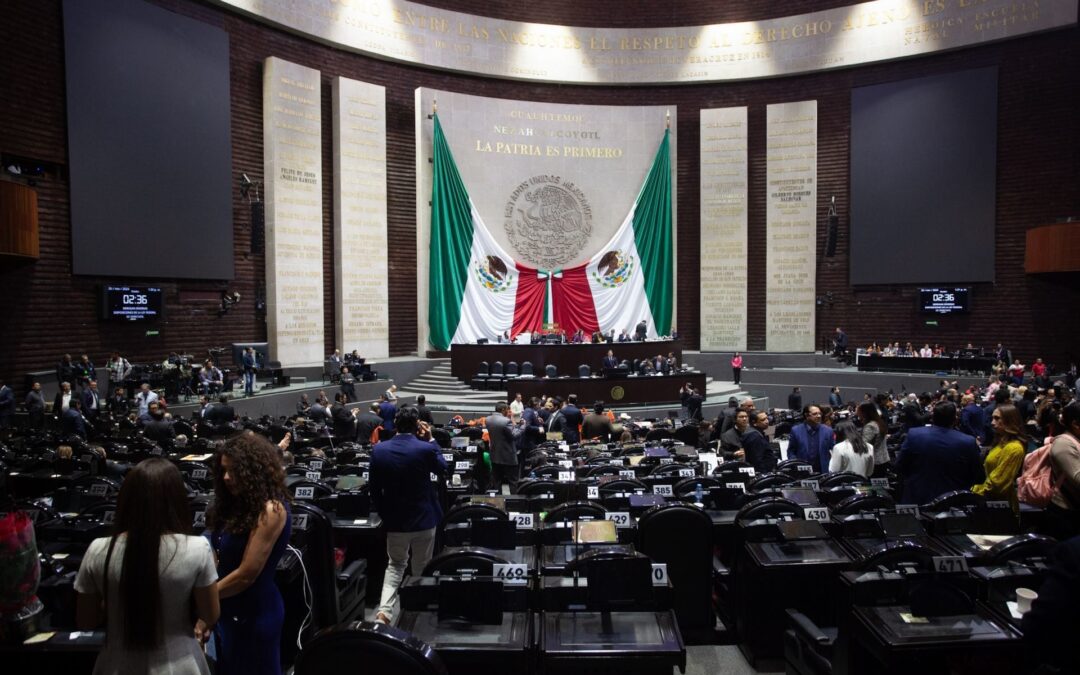 Aprueban diputados la Ley de Derechos: Dotará de 137 mil 505.5 mdp de ingresos al gobierno