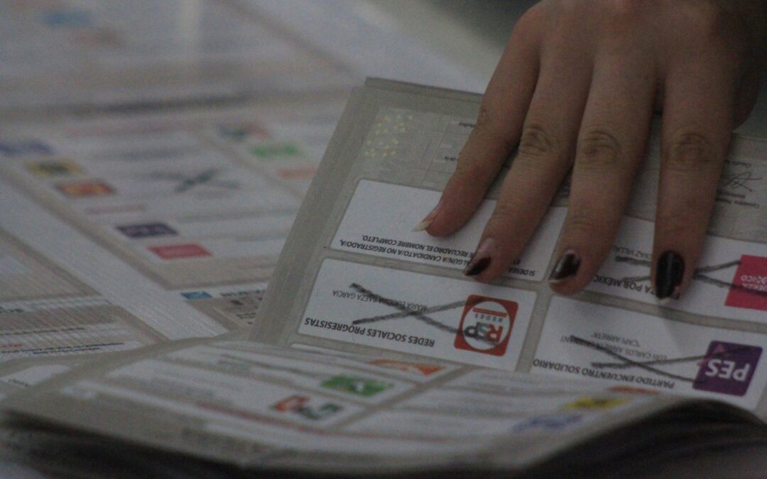 Plan B de reforma electoral: Presupuesto del INE se puede recortar sin violar la Constitución, según AMLO