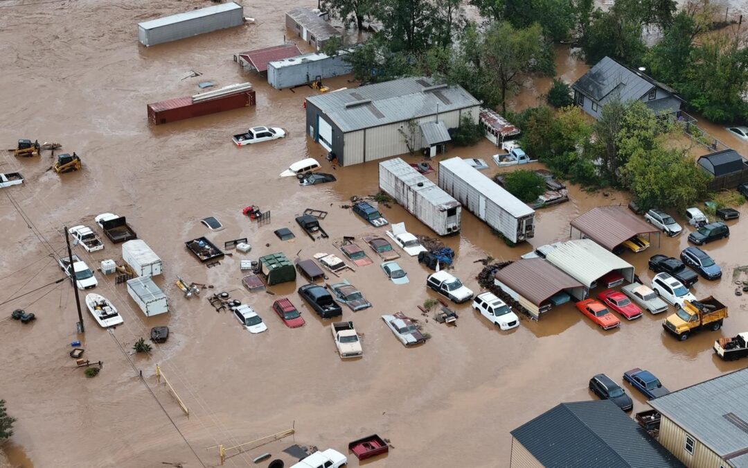 Huracán ‘Helene’ devasta EU: Aumenta a más de 150 el número de muertos