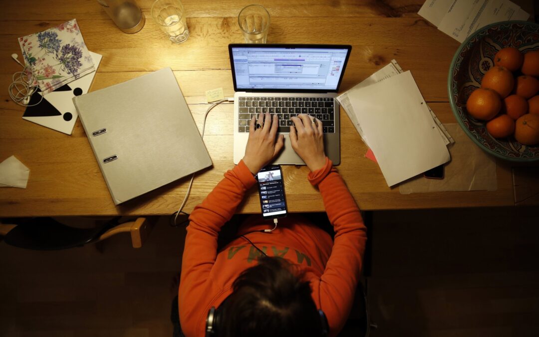 Ley de home office: ¿Para quién aplica el pago de internet y luz?