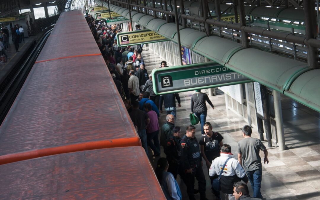 ¿Cómo va el Metro de la CDMX? Reportan demoras y trenes detenidos en Línea 5, 9 y B