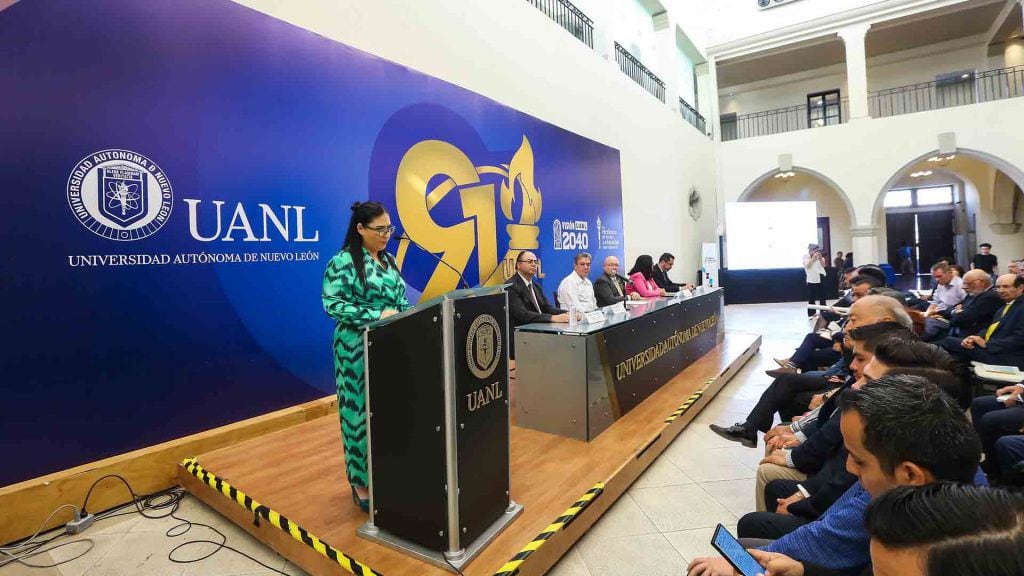 Publica FAECO edición especial del 60 aniversario de “Ensayos”