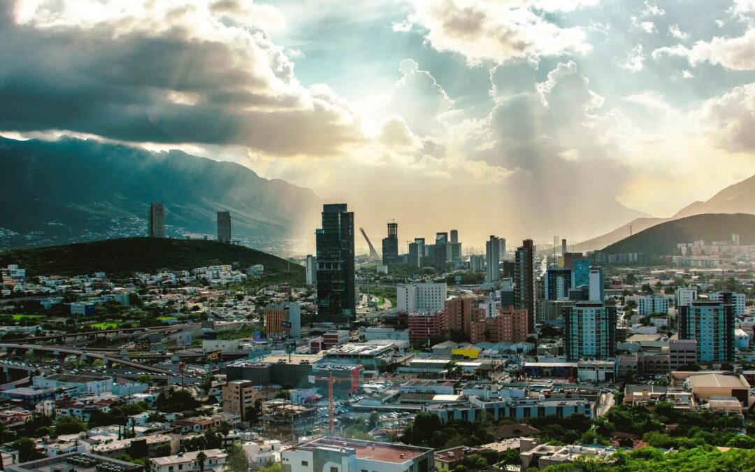 Destaca Monterrey la ciudad que crece más en tech workers de Latinoamérica